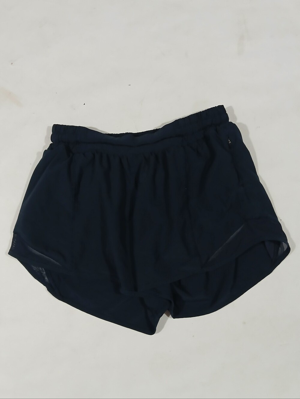 Lululemon Hotty Hot Lined Shorts 4" 6 Tall